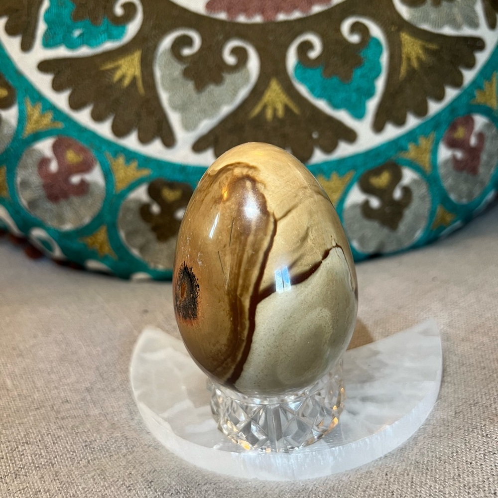 DESERT JASPER EGG  AA crystal mineral